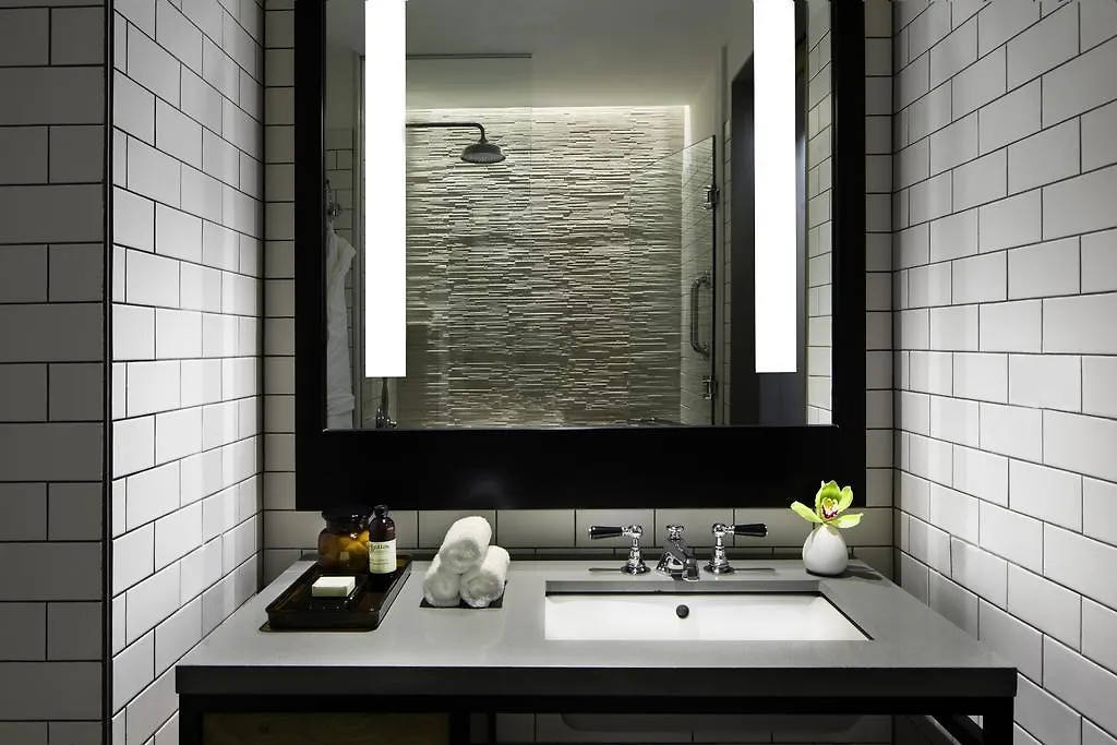 Hotel 50 Bowery New York 4*,